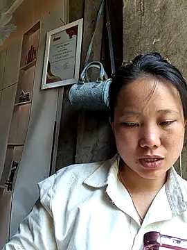 liu-liusexy online show from April 22, 6:20 am