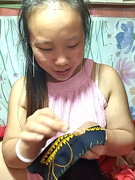 liu-liusexy online show from May 7, 2:31 pm