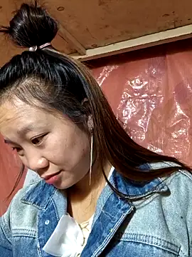 Snapshot of liu-liusexy chatting on November 8, 3:37 pm liu-liusexy online show from November 8, 3:37 pm