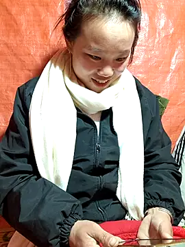 Snapshot of liu-liusexy chatting on December 5, 2:48 pm liu-liusexy online show from December 5, 2:48 pm