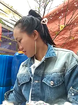 liu-liusexy online show from February 15, 4:24 am