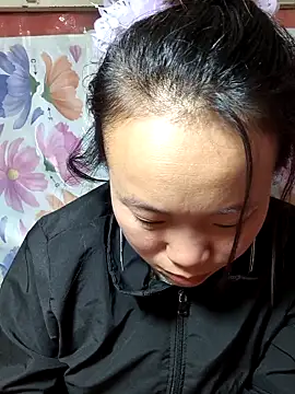 Snapshot of liu-liusexy chatting on November 26, 2:17 pm liu-liusexy online show from November 26, 2:17 pm