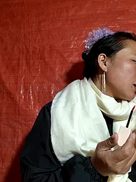 Snapshot of liu-liusexy chatting on November 27, 2:17 pm liu-liusexy online show from November 27, 2:17 pm