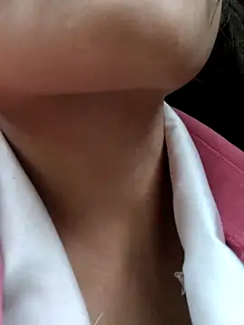 omiu-baby online show from January 11, 2:40 am