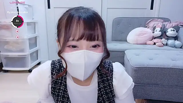 Snapshot of YURi_luv chatting on December 16, 12:09 pm YURi luv online show from December 16, 12:09 pm