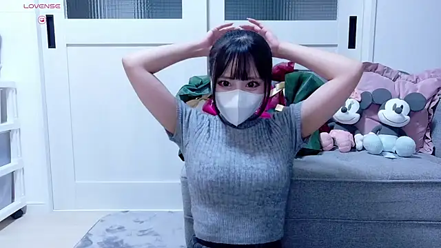 Snapshot of YURi_luv chatting on September 28, 11:06 am YURi luv online show from September 28, 11:06 am