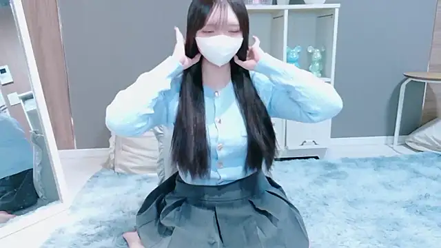 Riria-riri online show from March 1, 9:37 pm