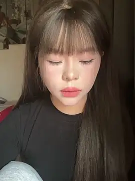 SarahBeii online show from November 27, 3:40 am