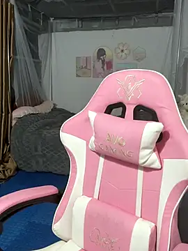Snapshot of SarahBeii chatting on October 10, 3:40 am SarahBeii online show from October 10, 3:40 am
