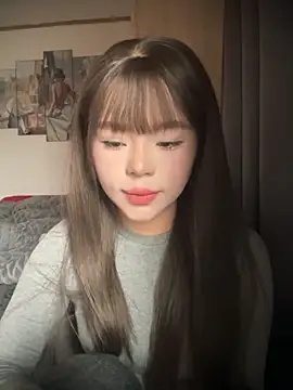 SarahBeii online show from December 4, 2:54 am