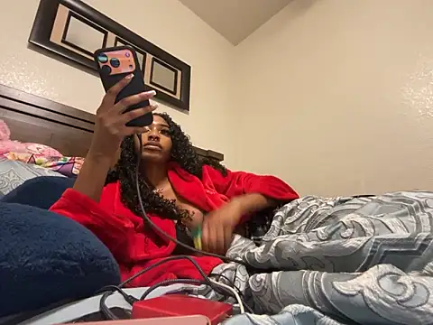Brooke012 online show from April 14, 6:40 am