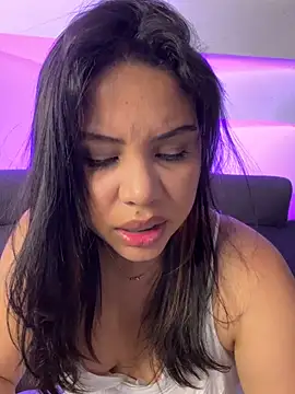 P A U L I N A  online show from May 30, 2:07 am