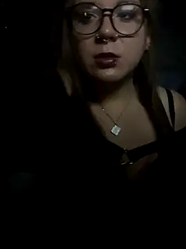 Snapshot of adventuresinsky chatting on November 15, 6:06 am adventuresinsky online show from November 15, 6:06 am