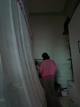 Snapshot of Zinsetka chatting on November 2, 5:56 am Zinsetka online show from November 2, 5:56 am