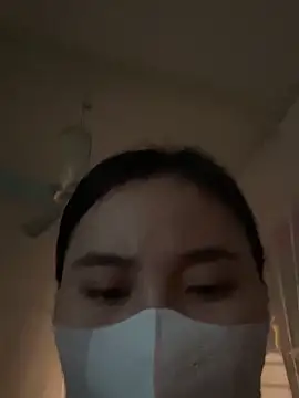 Snapshot of Zinsetka chatting on October 31, 7:05 am Zinsetka online show from October 31, 7:05 am