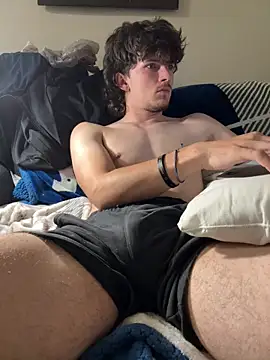 Snapshot of conradical18 chatting on September 24, 2:29 am conradical18 online show from September 24, 2:29 am