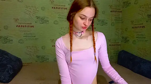 emi less online show from April 15, 7:58 pm