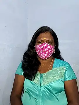 Snapshot of umashreetamil chatting on December 5, 4:49 pm umashreetamil online show from December 5, 4:49 pm