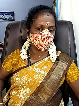 Snapshot of umashreetamil chatting on November 20, 3:12 pm umashreetamil online show from November 20, 3:12 pm