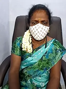 Snapshot of umashreetamil chatting on October 29, 3:11 pm umashreetamil online show from October 29, 3:11 pm