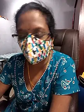 Snapshot of umashreetamil chatting on May 27, 3:08 pm umashreetamil online show from May 27, 3:08 pm