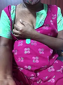 Snapshot of umashreetamil chatting on May 7, 5:38 pm umashreetamil online show from May 7, 5:38 pm