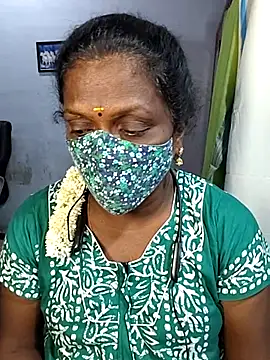 Snapshot of umashreetamil chatting on November 5, 5:05 pm umashreetamil online show from November 5, 5:05 pm