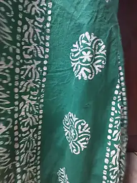 Snapshot of umashreetamil chatting on June 22, 2:17 am umashreetamil online show from June 22, 2:17 am