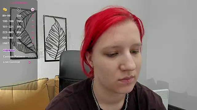 Hailey Foxy online show from April 8, 11:01 am