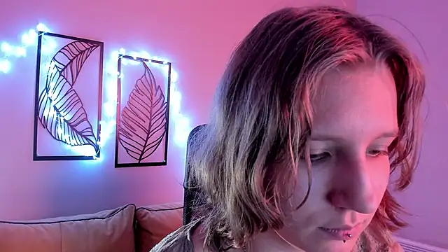 Hailey Foxy online show from November 12, 9:24 am