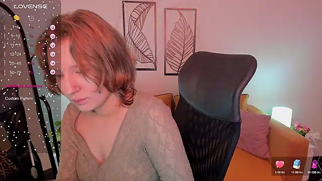 Snapshot of Hailey_Foxy chatting on October 6, 8:48 am Hailey Foxy online show from October 6, 8:48 am