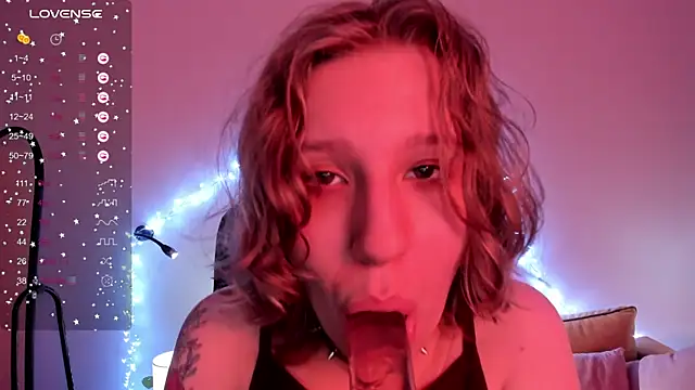 Hailey Foxy online show from October 31, 9:28 am