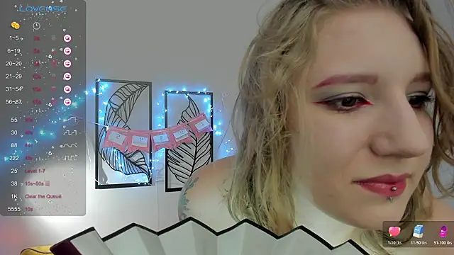 Hailey Foxy online show from February 5, 12:01 pm