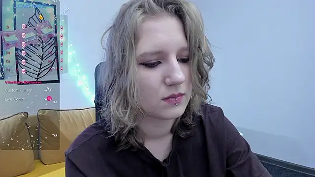 Hailey Foxy online show from February 6, 12:12 pm