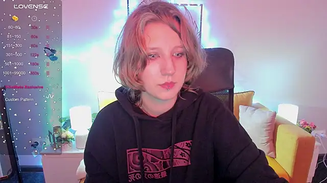 Snapshot of Hailey_Foxy chatting on October 10, 8:48 am Hailey Foxy online show from October 10, 8:48 am