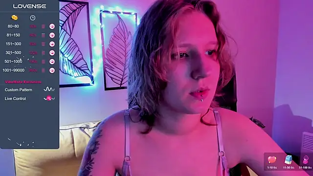 Hailey Foxy online show from November 14, 9:02 am