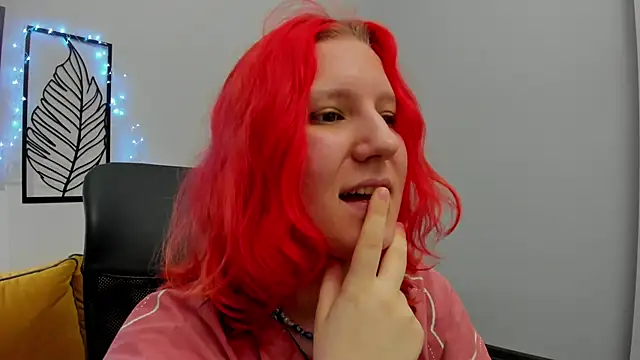 Hailey Foxy online show from April 20, 1:56 pm