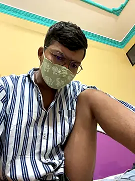 kunwarahuji online show from November 3, 8:01 pm