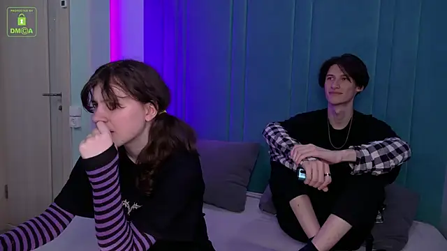 Snapshot of ViviaraNGendy chatting on September 25, 10:43 am ViviaraNGendy online show from September 25, 10:43 am