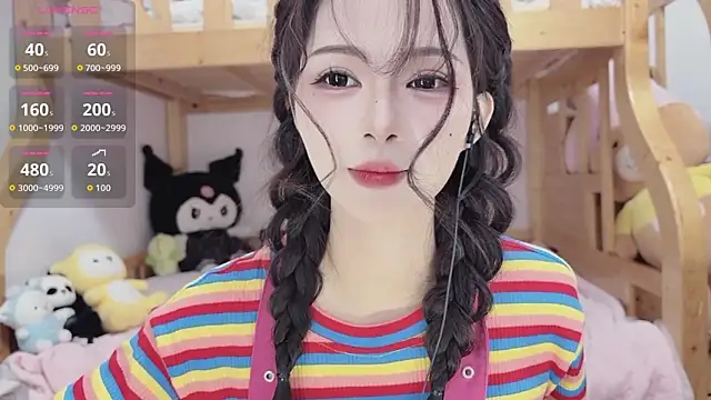 Sue101010 online show from October 28, 2:05 pm