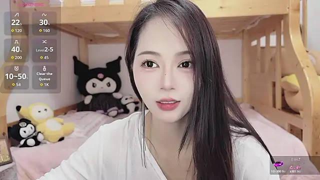 Snapshot of Sue101010 chatting on September 30, 10:32 am Sue101010 online show from September 30, 10:32 am