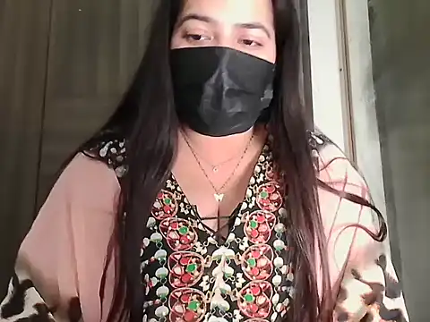 Queen Pari87 online show from November 18, 8:17 am