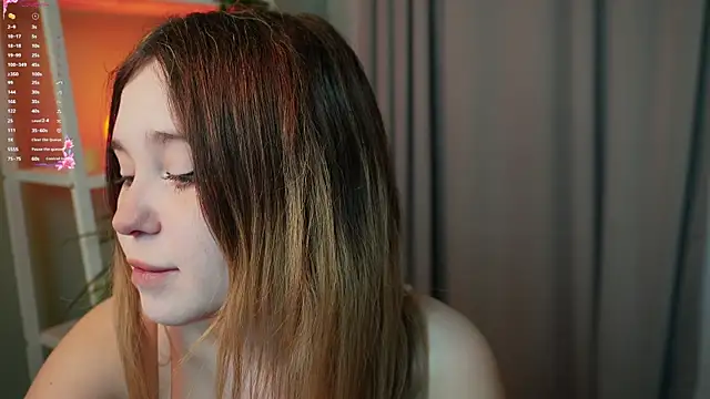 Lina Glow online show from November 26, 6:46 am