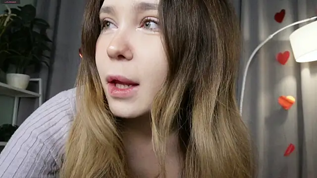 Lina Glow online show from February 11, 7:08 am