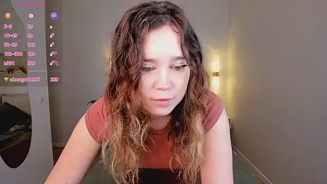 Snapshot of Lina_Glow chatting on May 31, 7:03 am Lina Glow online show from May 31, 7:03 am