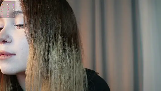 Lina Glow online show from November 25, 6:47 am