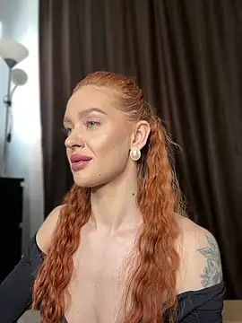 LittleFox    online show from March 13, 7:13 am