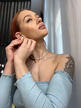 LittleFox    online show from February 23, 7:09 am