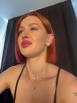LittleFox    online show from June 10, 7:09 am