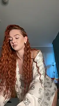 LittleFox    online show from November 14, 6:50 am